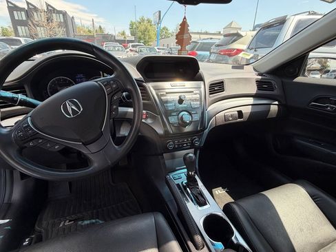 Used 2014 Acura ILX w/ Premium Package FWD image 8