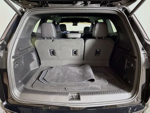 Used 2025 Buick Enclave Sport Touring w/ Power Package image 26