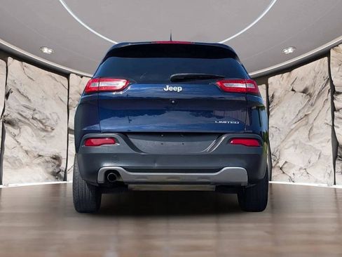 Used 2014 Jeep Cherokee Limited w/ Luxury Group FWD image 10