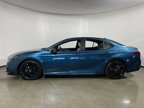 New 2026 Toyota Camry SE image 6