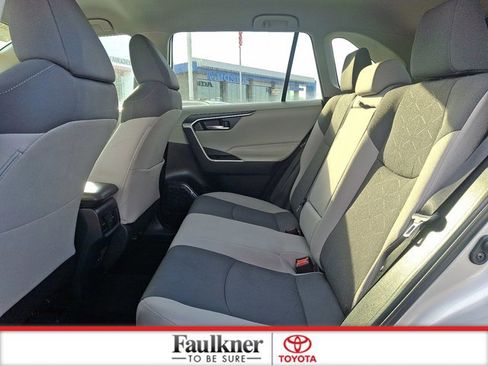 Certified 2024 Toyota RAV4 XLE image 10