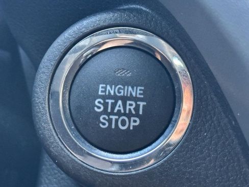 Used 2024 Subaru Crosstrek 2.5i Limited w/ Crosstrek Mirror Package image 14