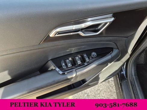 Used 2023 Kia Sportage EX image 21