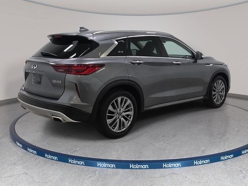 Certified 2025 INFINITI QX50 Luxe AWD/4WD image 5