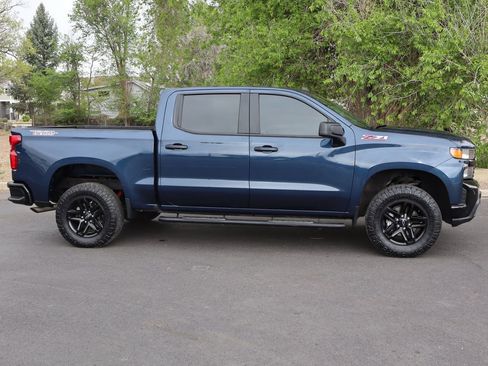 Used 2022 Chevrolet Silverado 1500 Custom Trail Boss w/ Safety Confidence Package AWD/4WD image 3