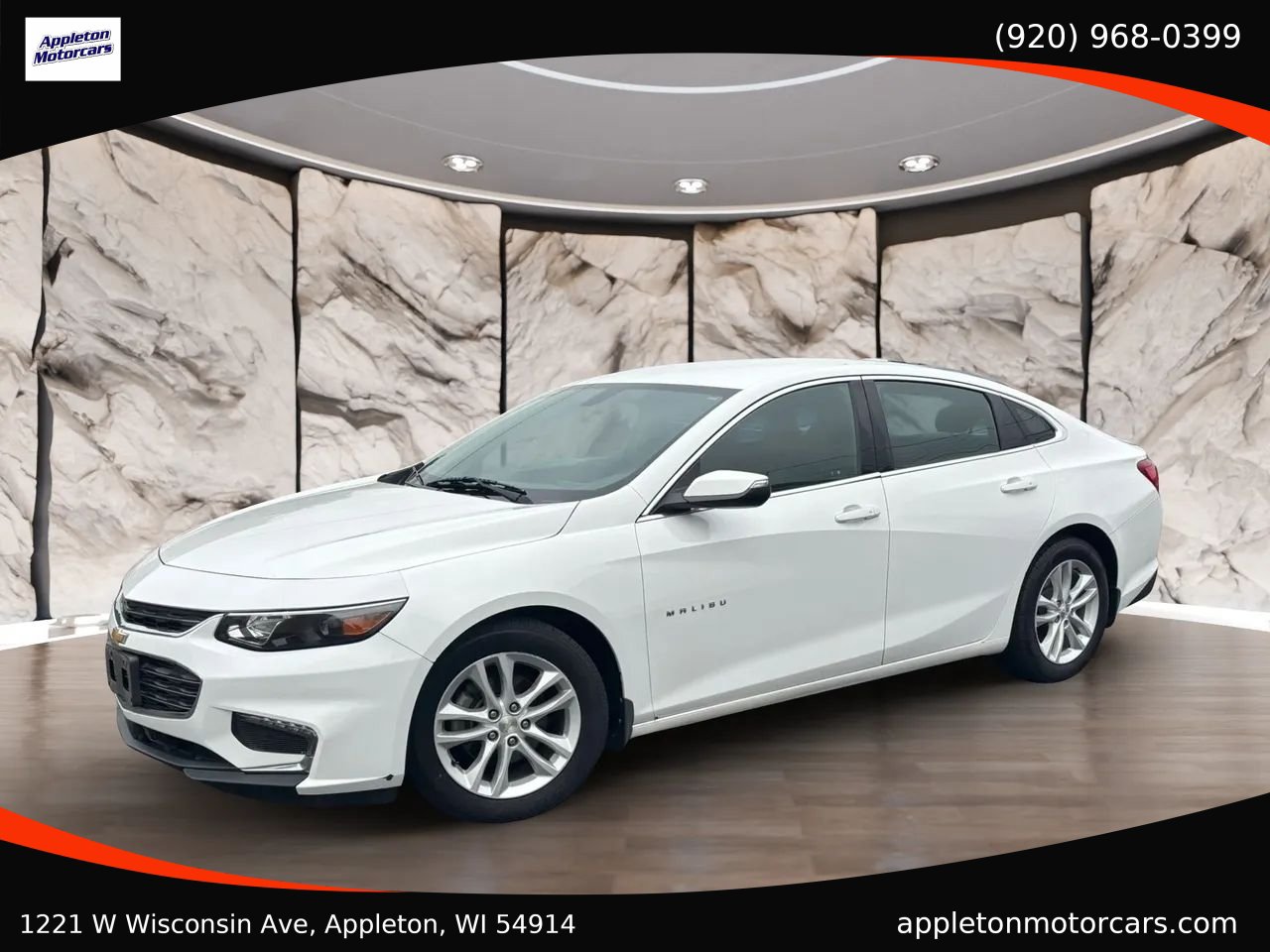 Used 2018 Chevrolet Malibu LT FWD image 2