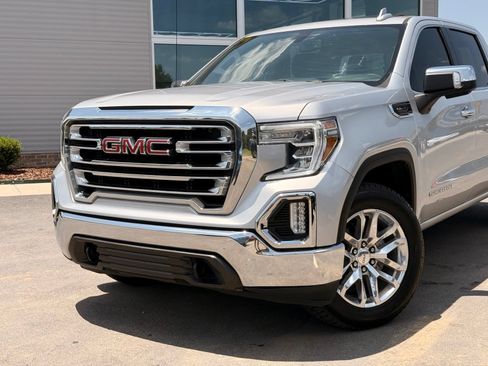 Used 2021 GMC Sierra 1500 SLT w/ SLT Convenience Package AWD/4WD image 5
