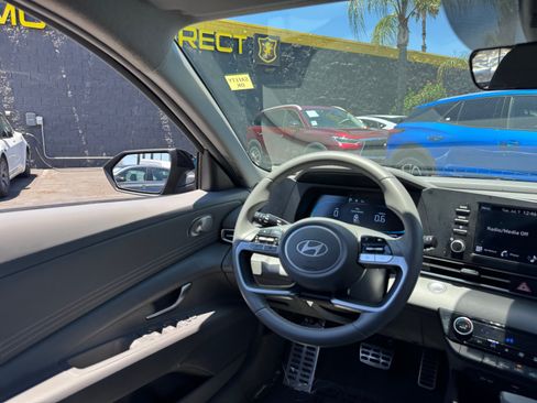 Used 2026 Hyundai Elantra Sport FWD image 21