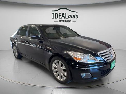 Used 2009 Hyundai Genesis 3.8 w/ Technology Pkg 4 RWD image 14
