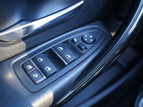 Used 2017 BMW 330i Gran Turismo xDrive image 14