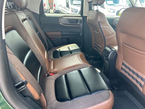 Certified 2025 Ford Bronco Sport Outer Banks w/ Outer Banks Tech Package+ AWD/4WD image 19