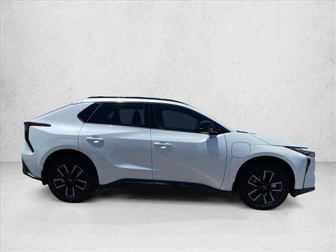 Certified 2026 Toyota bZ FWD image 4