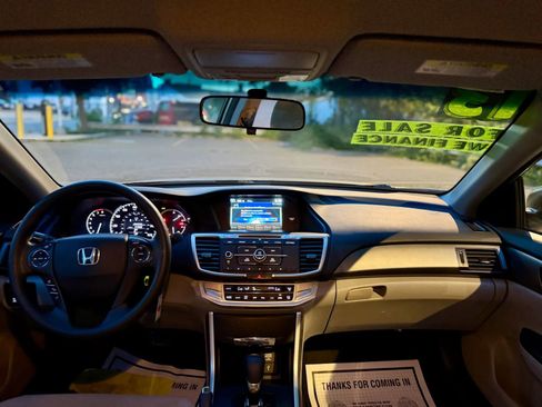 Used 2013 Honda Accord LX image 12