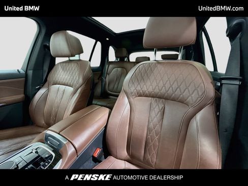 Used 2025 BMW X5 xDrive50e AWD/4WD image 5