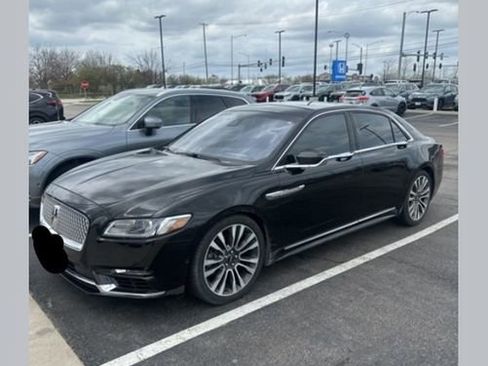Used 2019 Lincoln Continental Reserve image 1