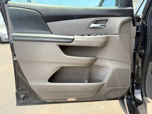 Used 2017 Honda Odyssey EX-L image 31