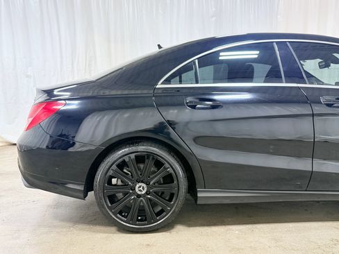 Used 2019 Mercedes-Benz CLA 250 4MATIC image 5