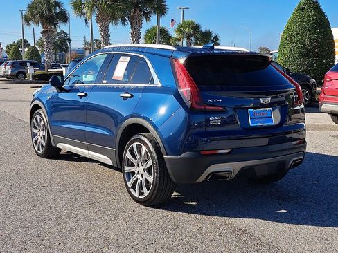 Used 2019 Cadillac XT4 Premium Luxury image 4