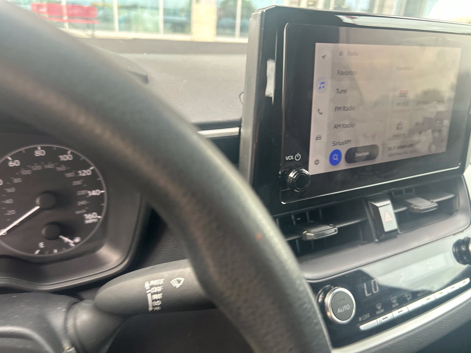 Used 2025 Toyota Corolla LE FWD image 21