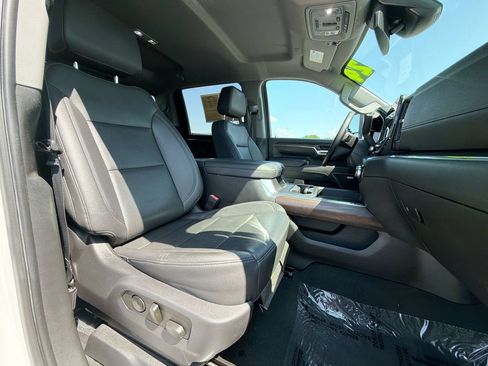 Certified 2024 GMC Sierra 3500 SLT w/ SLT Premium Package AWD/4WD image 13