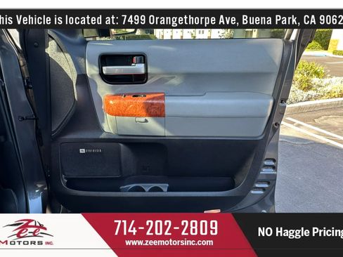 Used 2019 Toyota Sequoia Platinum w/ Carpet Mat Package (TMS) AWD/4WD image 64