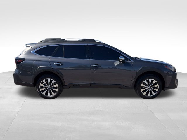 Used 2024 Subaru Outback Touring XT AWD/4WD image 8