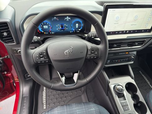 New 2025 Ford Bronco Sport Heritage w/ Convenience Package image 16