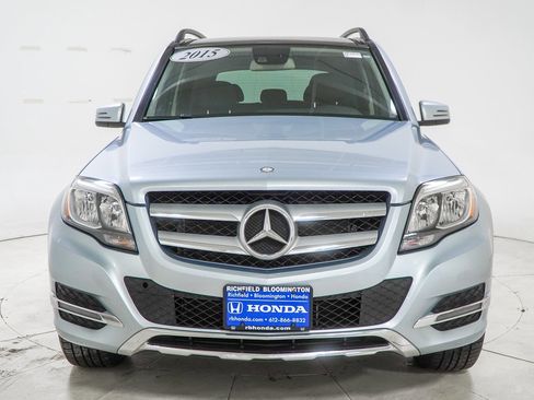 Used 2015 Mercedes-Benz GLK 350 4MATIC image 2