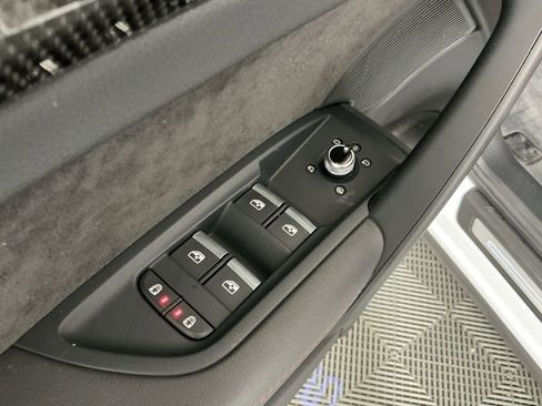 Used 2024 Audi SQ5 Premium Plus w/ Premium Plus Package image 20