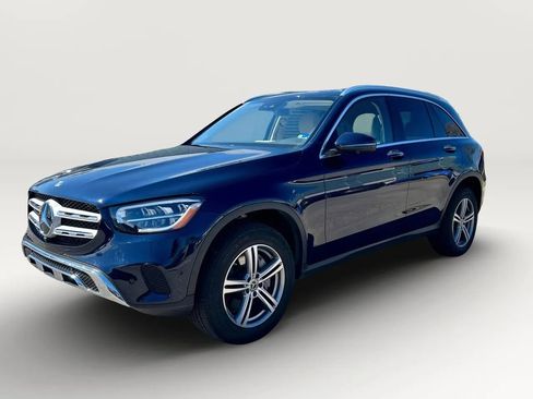 Used 2022 Mercedes-Benz GLC 300 4MATIC w/ Multimedia Package Lite image 3