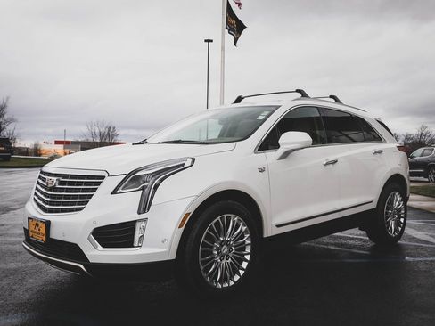 Used 2017 Cadillac XT5 Platinum w/ Driver Assist Package image 20