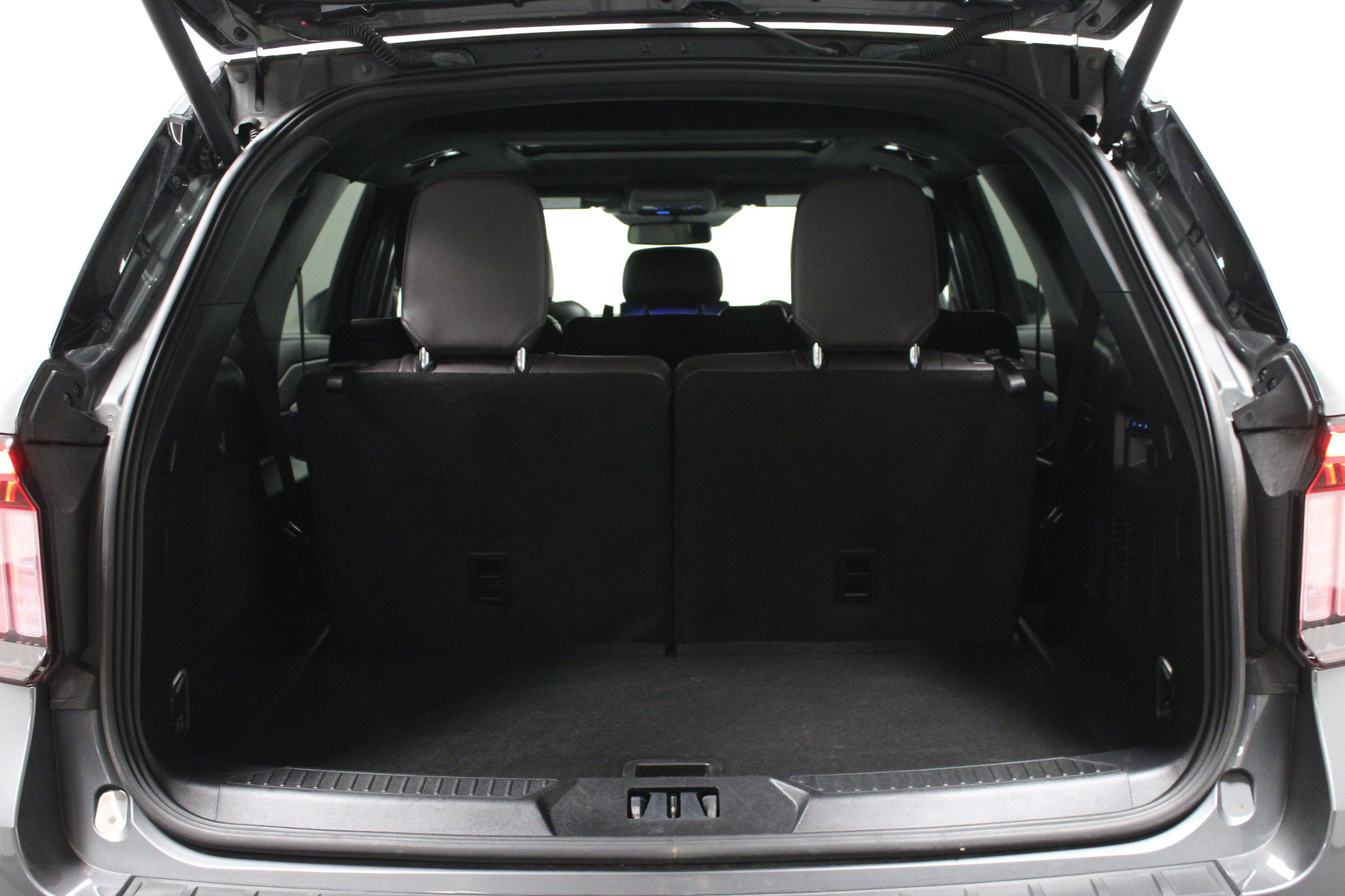 Used 2026 Ford Explorer Platinum AWD/4WD image 15