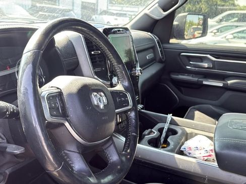 Used 2020 RAM 1500 Laramie w/ Sport Appearance Package AWD/4WD image 15