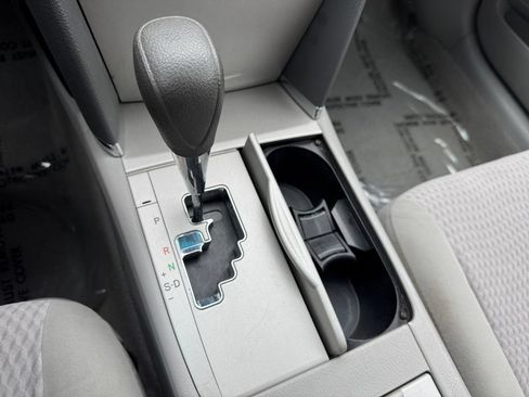 Used 2010 Toyota Camry LE FWD image 26