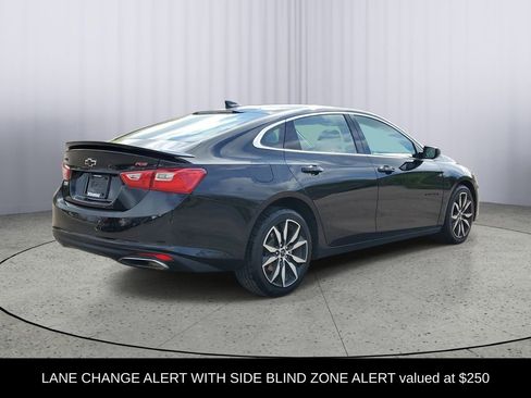 Used 2024 Chevrolet Malibu RS FWD image 3
