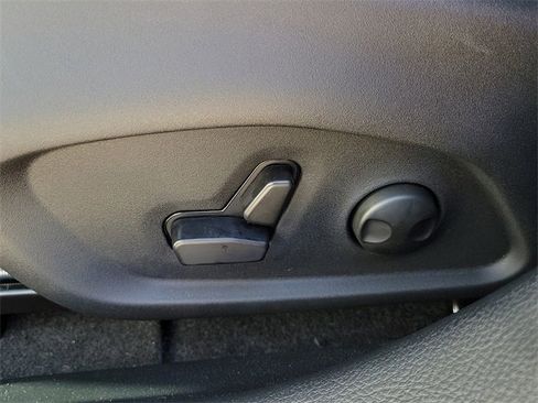 New 2026 Jeep Compass Latitude w/ Quick Order Package 29K image 13