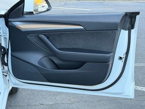 Used 2021 Tesla Model 3 Standard Range Plus RWD image 36