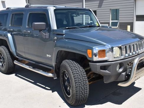 Used 2007 HUMMER H3 AWD/4WD image 3