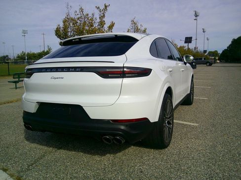 Used 2020 Porsche Cayenne image 96