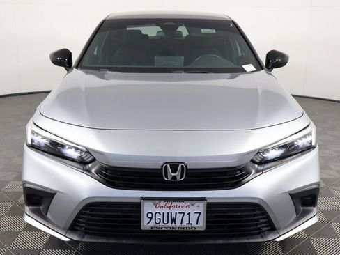 Used 2023 Honda Civic Sport image 2