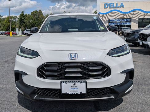 Certified 2024 Honda HR-V Sport image 2