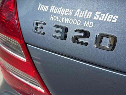 Used 2005 Mercedes-Benz E 320 Sedan image 6