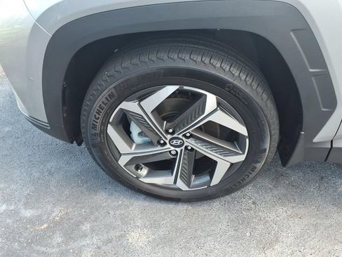 Used 2024 Hyundai Tucson Limited AWD/4WD image 4