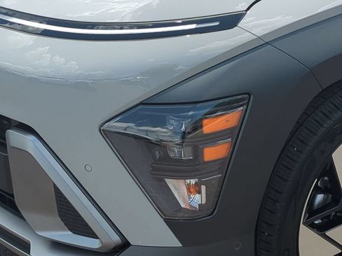 New 2026 Hyundai Kona Limited FWD image 10