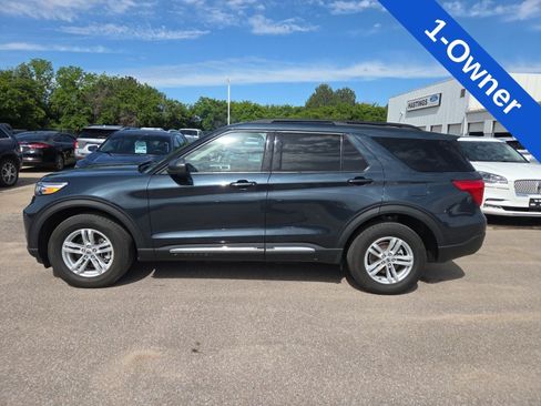 Certified 2023 Ford Explorer XLT w/ Equipment Group 202A AWD/4WD image 2