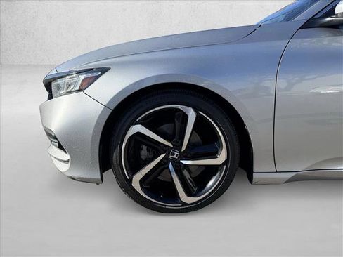 Used 2019 Honda Accord Sport image 19
