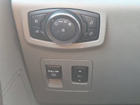 Used 2019 Ford F150 XLT w/ Equipment Group 302A Luxury AWD/4WD image 22