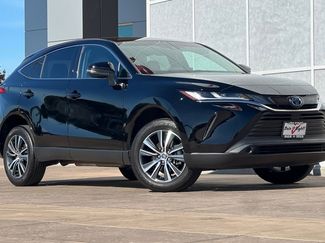 Certified 2024 Toyota Venza LE video 2