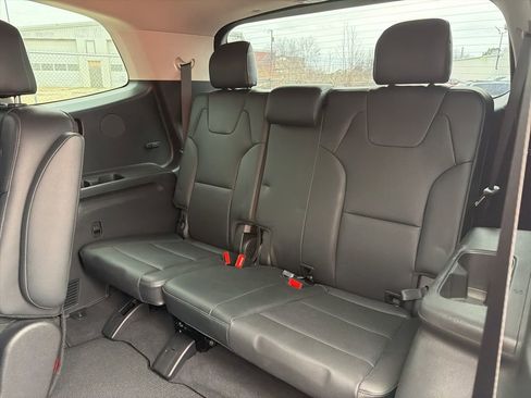 Used 2022 Kia Telluride EX w/ EX Premium Package image 28