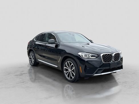 Used 2022 BMW X4 xDrive30i AWD/4WD image 10